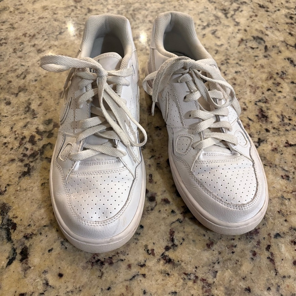 Nike Son of Force Air Force 1 White Youth Size 7 - Picture 5 of 13